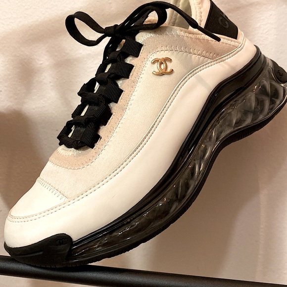 - CHANEL 23C Sport Trainer - Clear Bottom •Calfskin • Mixed Fibers• Velvet - Picture 2 of 8